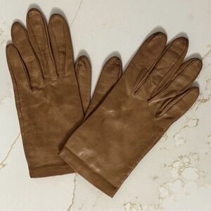 Vintage Women’s Medium Brown Soft Leather  Lined Short Gloves by Grandoe Sz 7